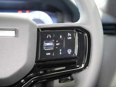 2025 LAND Rover RANGE ROVER EVOQUE — миниатюра 103