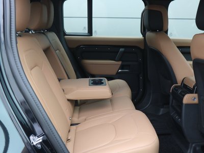 2025 LAND Rover DEFENDER 缩略图 11