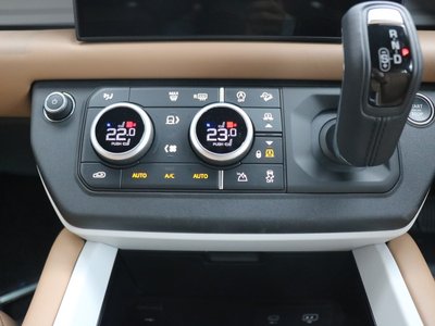 2025 LAND Rover DEFENDER 缩略图 16