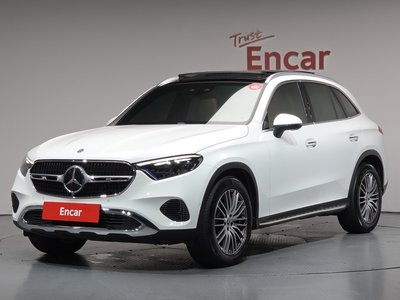 2025 Mercedes-BENZ GLC — фото 1