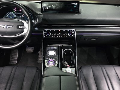 صورة 5 لـ 2020 Genesis GV80