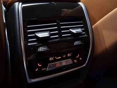 صورة مصغرة 29 لـ 2024 BMW X7