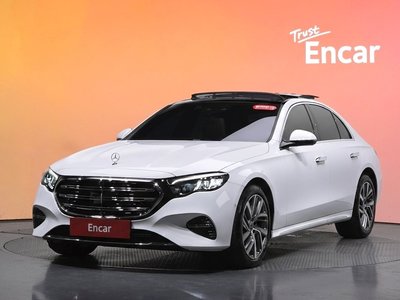 MERCEDES-BENZ E-CLASS - 1