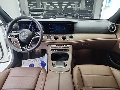 MERCEDES-BENZ E-CLASS - 5