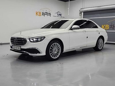 MERCEDES-BENZ E-CLASS - 4