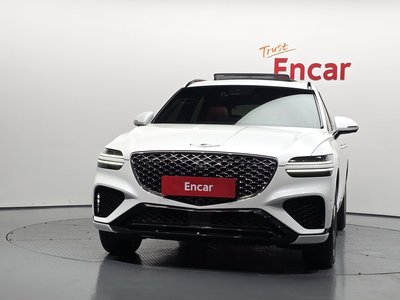 صورة 2 لـ 2021 Genesis GV70