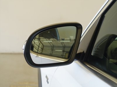 MERCEDES-BENZ GLB AMG - 7