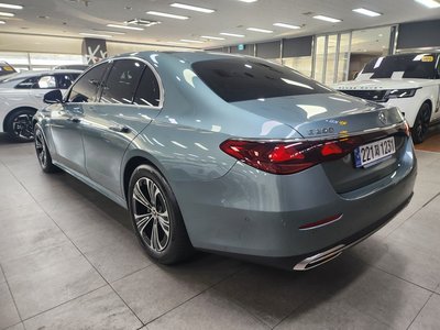 MERCEDES-BENZ E-CLASS - 5