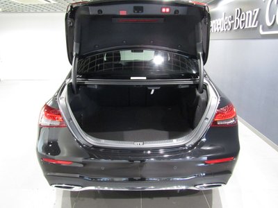 MERCEDES-BENZ E-CLASS - 10