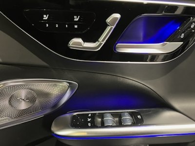 2024 Mercedes-BENZ C-CLASS AMG 照片 6