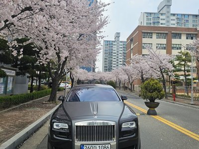 ROLLS-ROYCE GHOST - 5