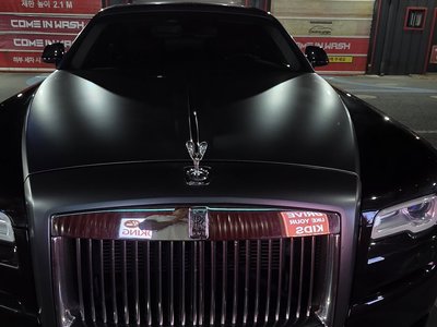 ROLLS-ROYCE GHOST - 6