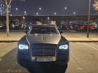 ROLLS-ROYCE GHOST - 9