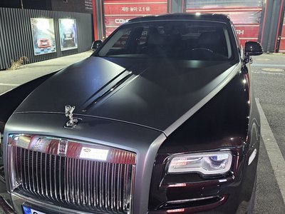 ROLLS-ROYCE GHOST - 4