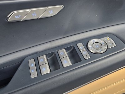 2023 Genesis GV80 thumbnail 35