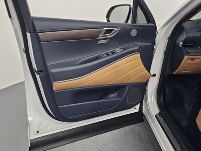 2023 Genesis GV80 thumbnail 14