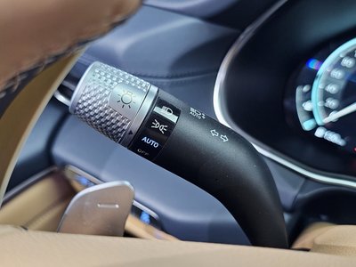 2023 Genesis GV80 thumbnail 34