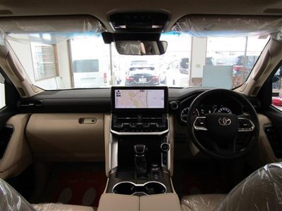 TOYOTA LAND CRUISER - 2