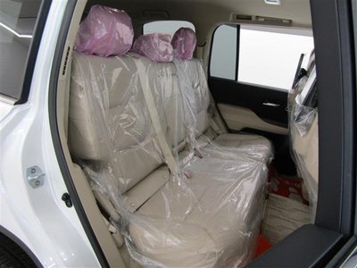 TOYOTA LAND CRUISER - 5