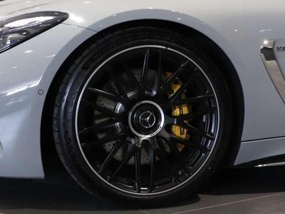 MERCEDES-BENZ GT AMG - 8