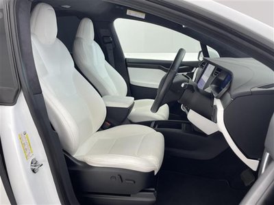 2020 Tesla MODEL X — миниатюра 17