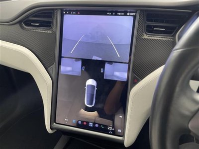 2020 Tesla MODEL X — фото 5