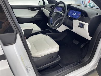 2020 Tesla MODEL X — миниатюра 16