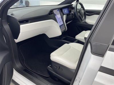 2020 Tesla MODEL X — миниатюра 18