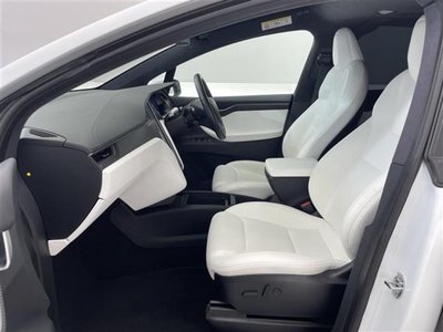 2020 Tesla MODEL X — миниатюра 19