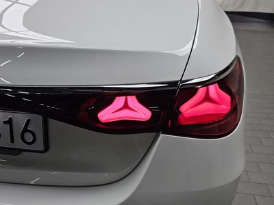 2025 Mercedes-BENZ E-CLASS 照片 10