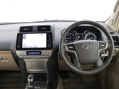 TOYOTA LAND CRUISER - 5