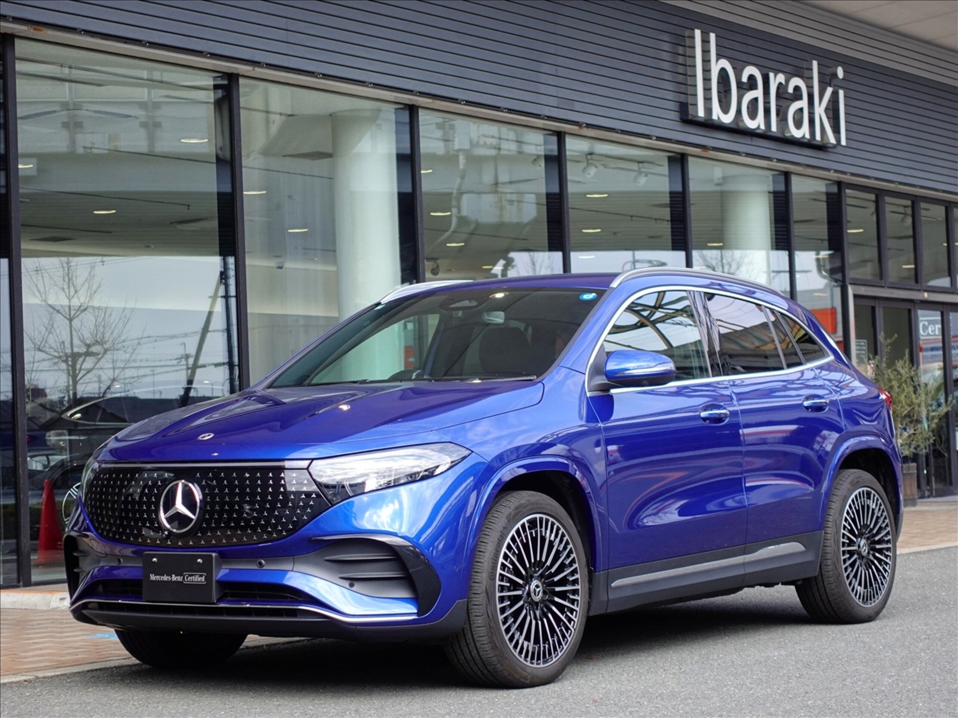 MERCEDES-BENZ EQA - View 1