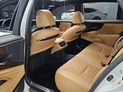 2022 Lexus LS 缩略图 16