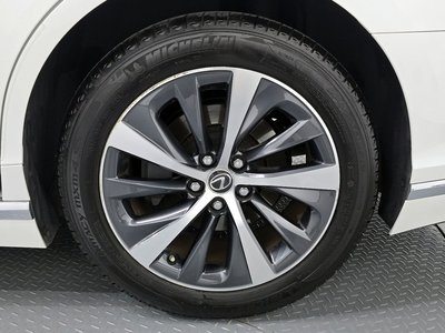 LEXUS LS - 8
