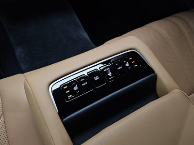 2022 Lexus LS 缩略图 24