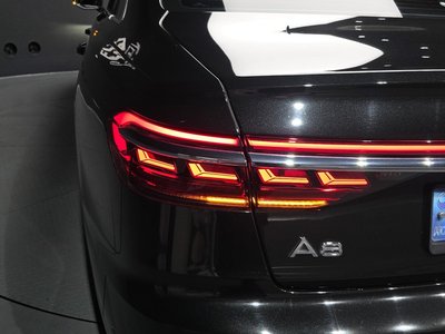 2021 AUDI A8 — миниатюра 11