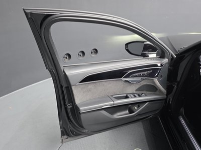 2021 AUDI A8 — миниатюра 27