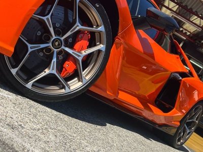 LAMBORGHINI REVUELTO - 5