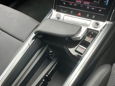 2024 AUDI Q8 SPORTBACK E-TRON thumbnail 17