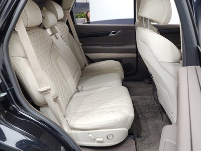 2022 Genesis GV80 thumbnail 17