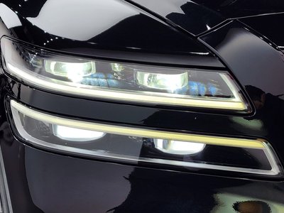 2022 Genesis GV80 photo 9