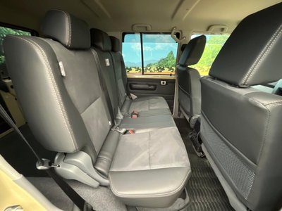 TOYOTA LAND CRUISER - 9