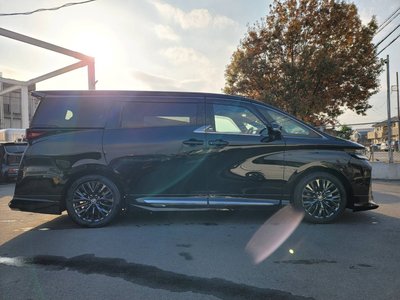 TOYOTA VELLFIRE - 7