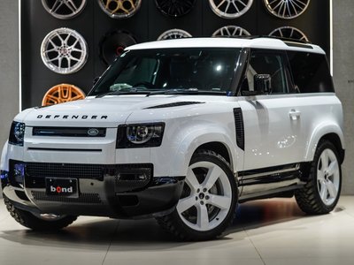 LAND ROVER DEFENDER - 1