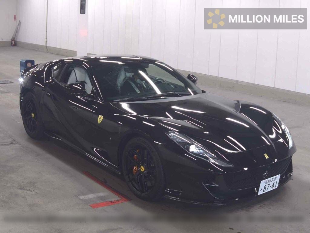 FERRARI 812 SUPERFAST - View 1