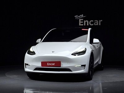 2023 Tesla MODEL Y — фото 2