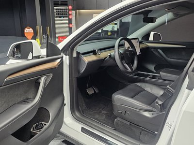 2023 Tesla MODEL Y — миниатюра 13
