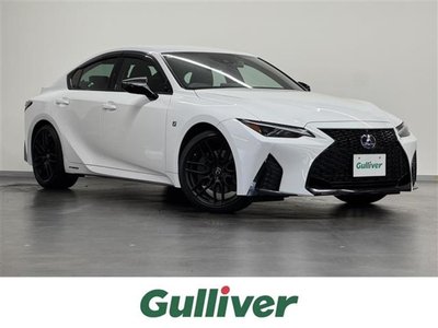 LEXUS IS - 1