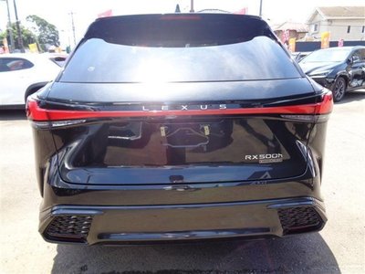 صورة 7 لـ 2023 Lexus RX