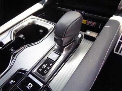 2023 Lexus RX thumbnail 33
